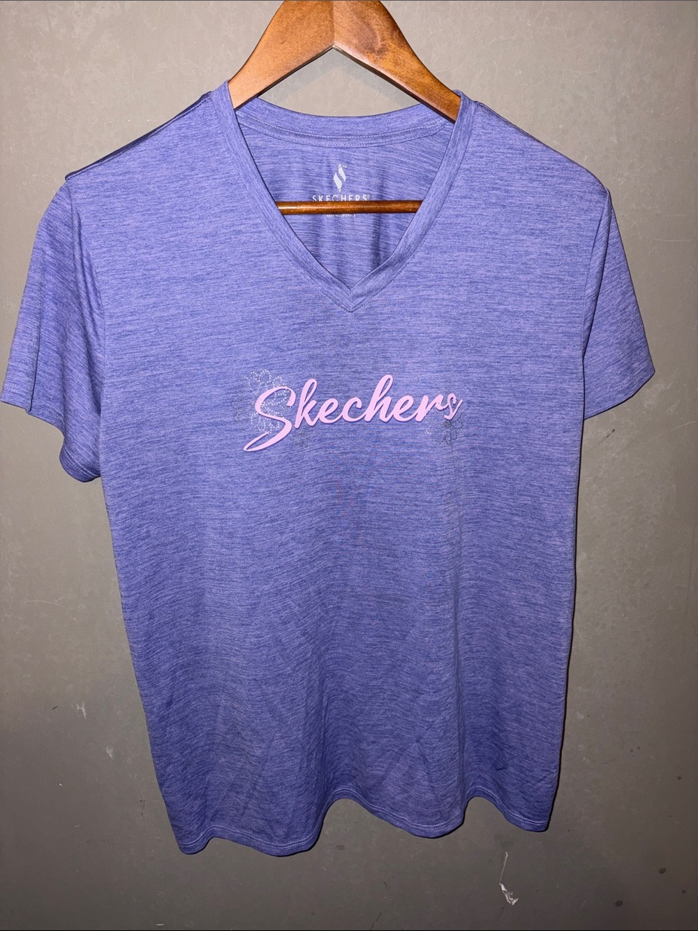 Skechers Purple Heather V-Neck Logo Tee